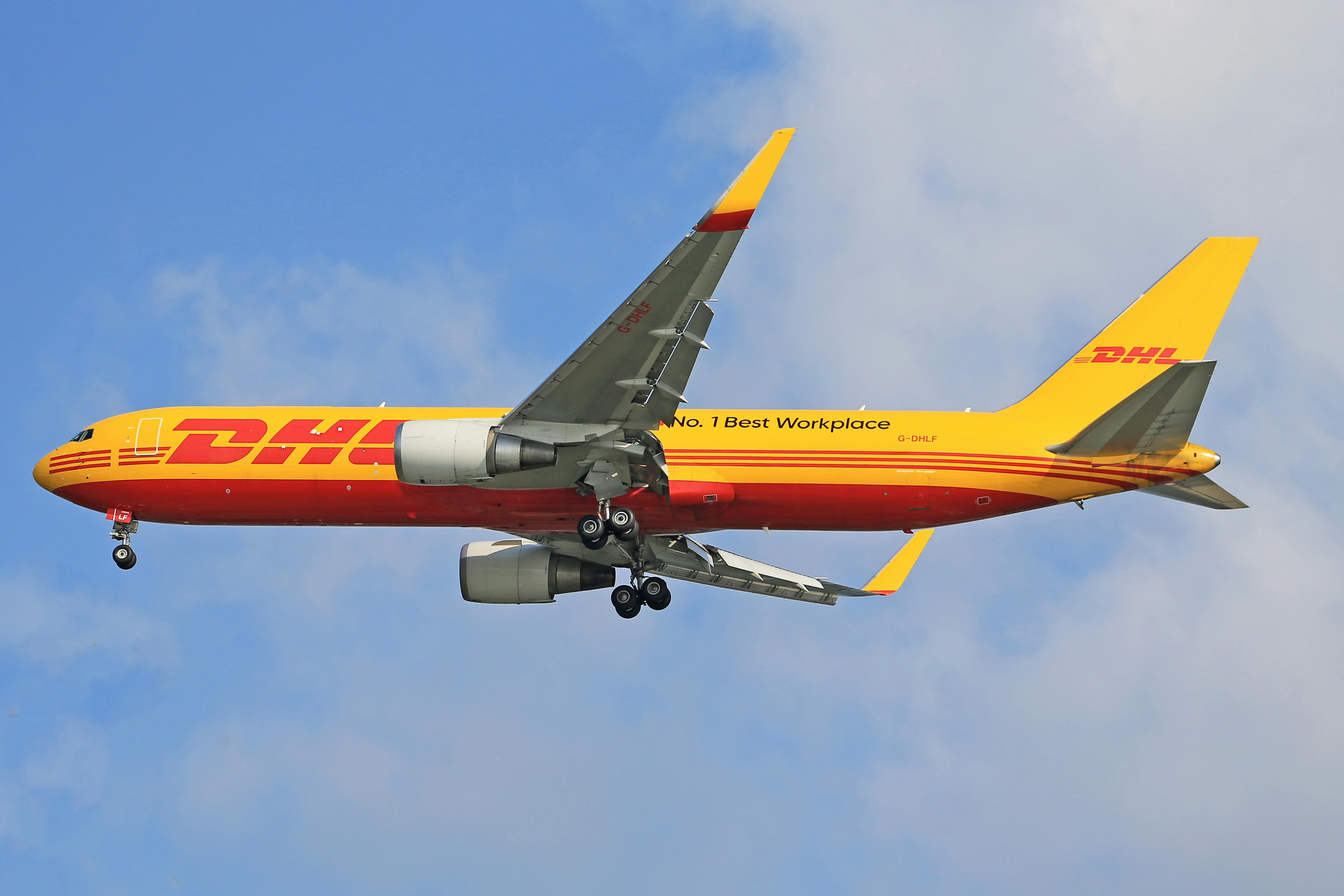 DHL國際空運快遞飛機
